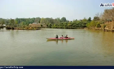 মায়াবিনী লেক